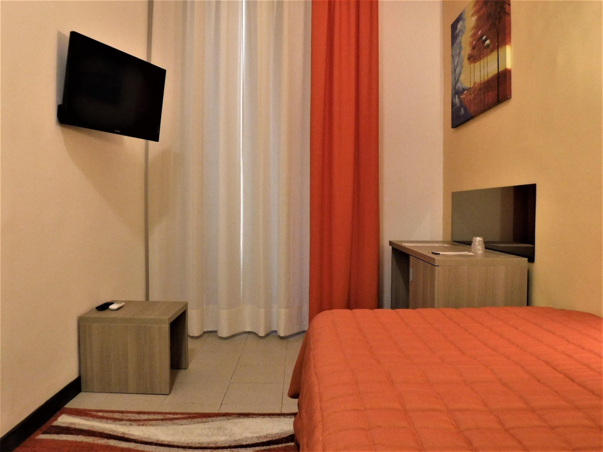 Moonlight Hotel&Suites 卡塔尼亚 外观 照片