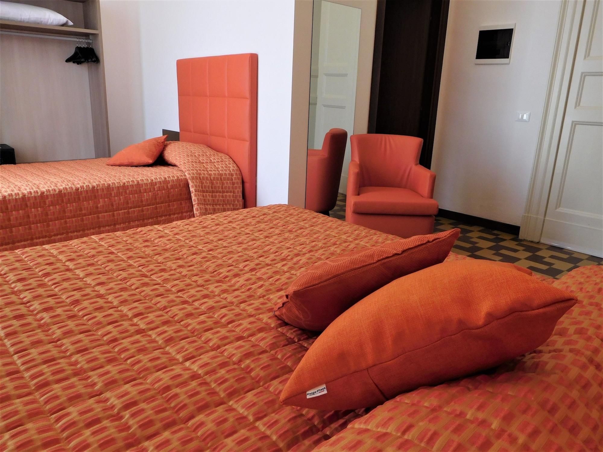 Moonlight Hotel&Suites 卡塔尼亚 外观 照片