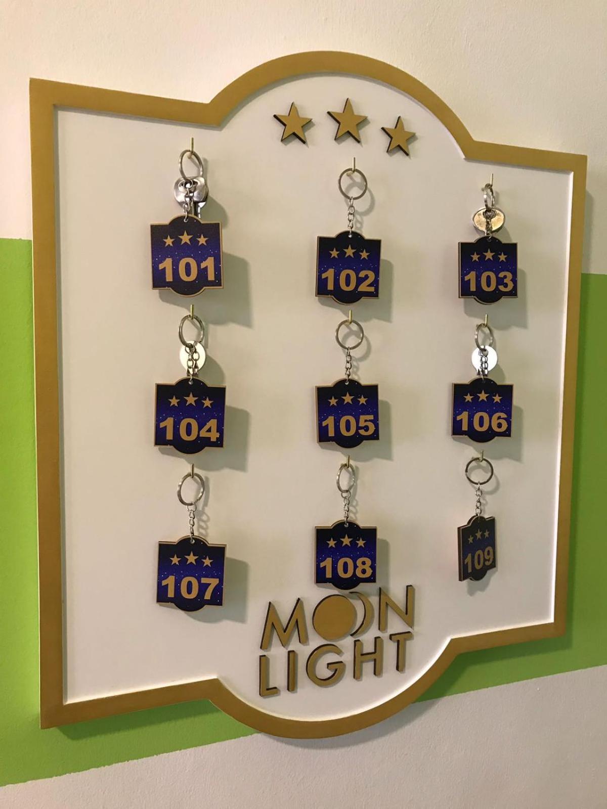Moonlight Hotel&Suites 卡塔尼亚 外观 照片